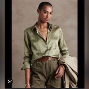 Banana Republic Classic Satin Shirt in Desert Thyme Green